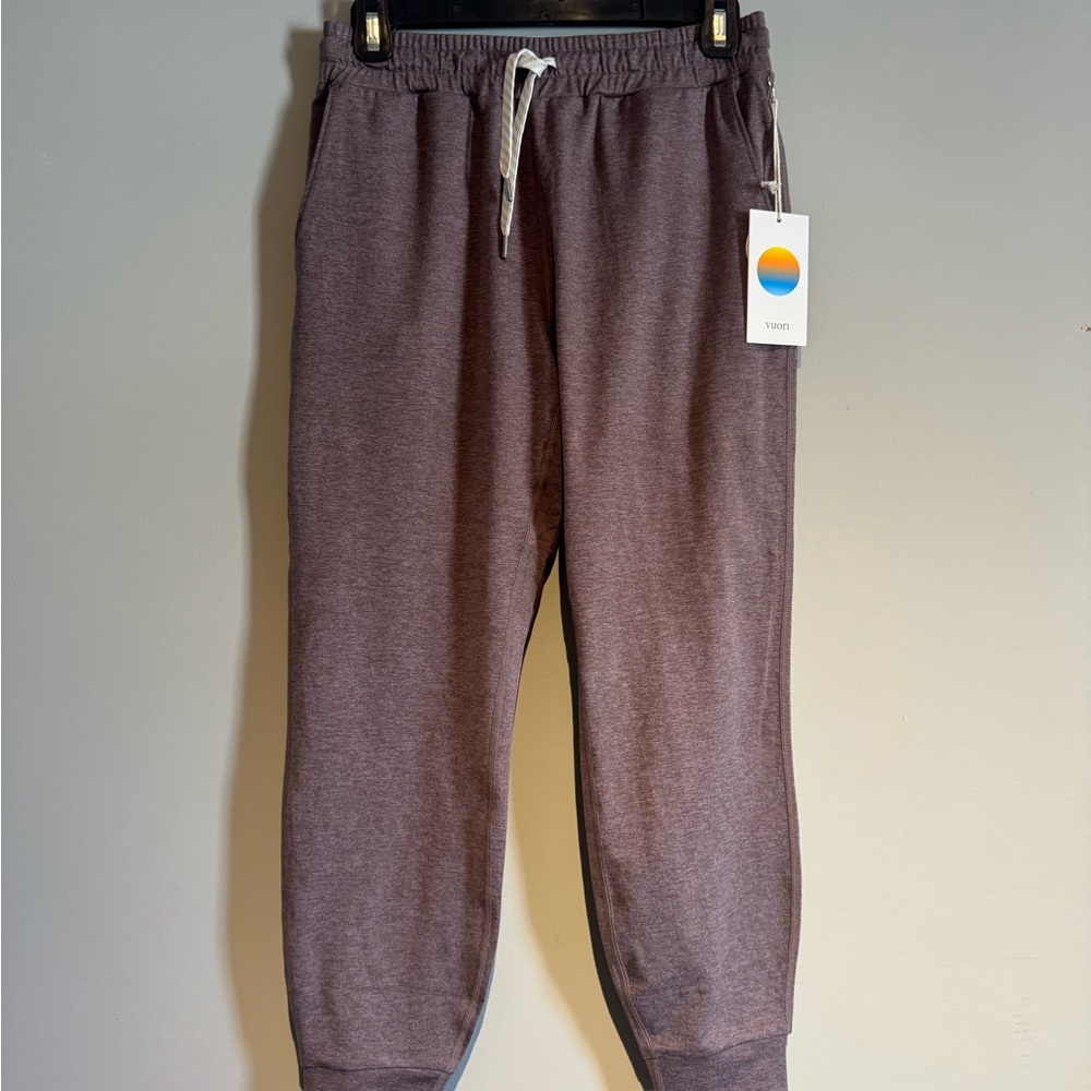 Vuori Performance Jogger NWT size XS